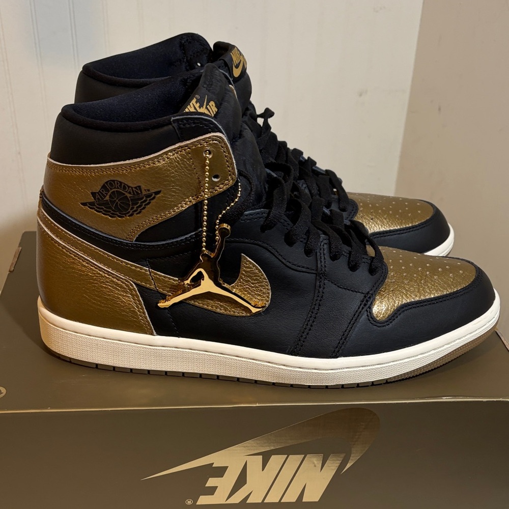 Jordan 1 high Athletic Shoes Black and Gold Accents - Picture 2 of 6